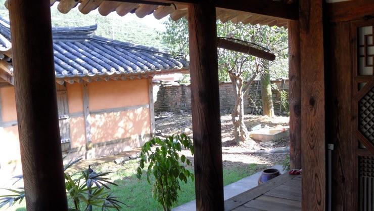 فندق Goseong Choi Pilgan'S Old House المظهر الخارجي الصورة